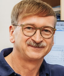 Dr. med. Wolf−Rüdiger Zückmantel